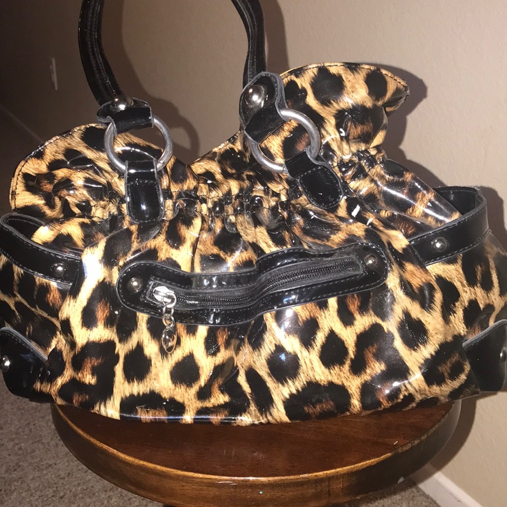 Wilson leather handbag 🖤